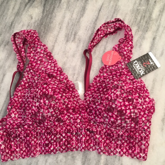 2 new bras with tags - Picture 7 of 8